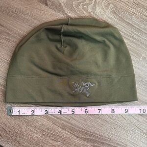 Arc'teryx Olive army Green Beanie